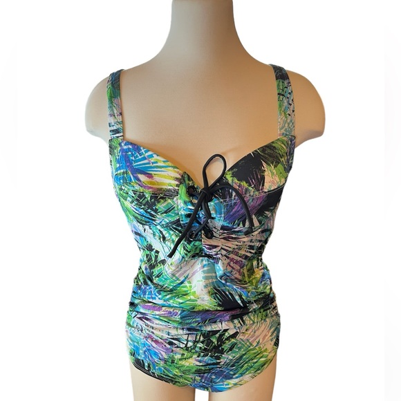 Torrid One Piece Bathing Suit size 0 - Picture 1 of 14